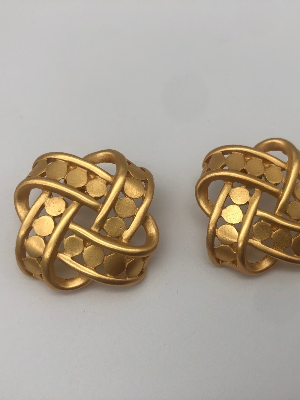Vintage Avon Dot Knots Matte Gold Tone Earrings Pieced